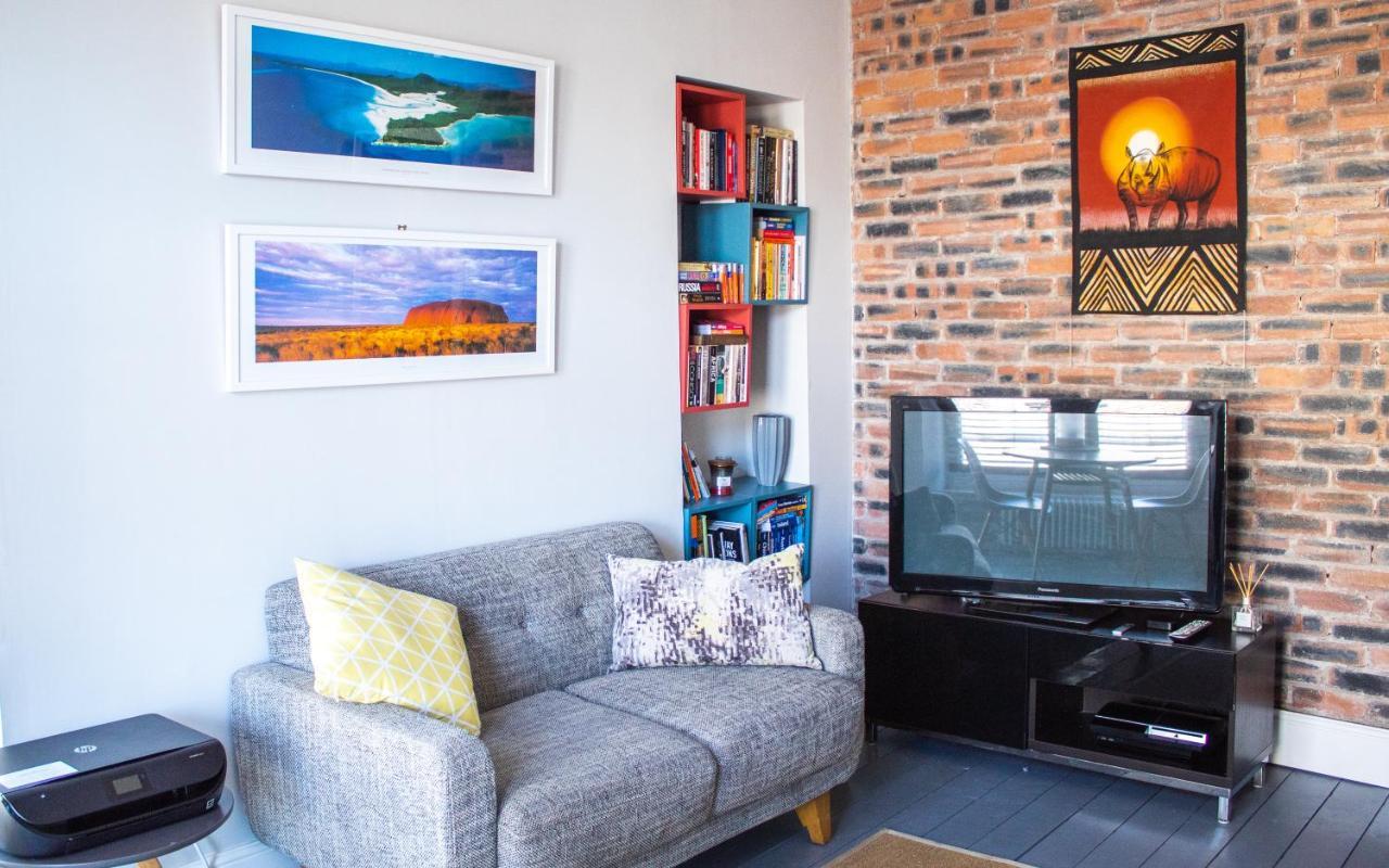 Apartment Anchored - Unique In Glasgow's West End *