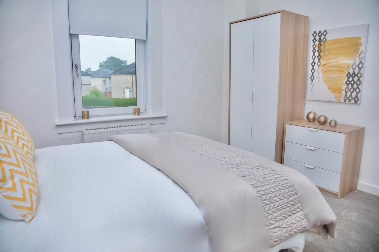 Signature - Elder Park House Apartment Glasgow