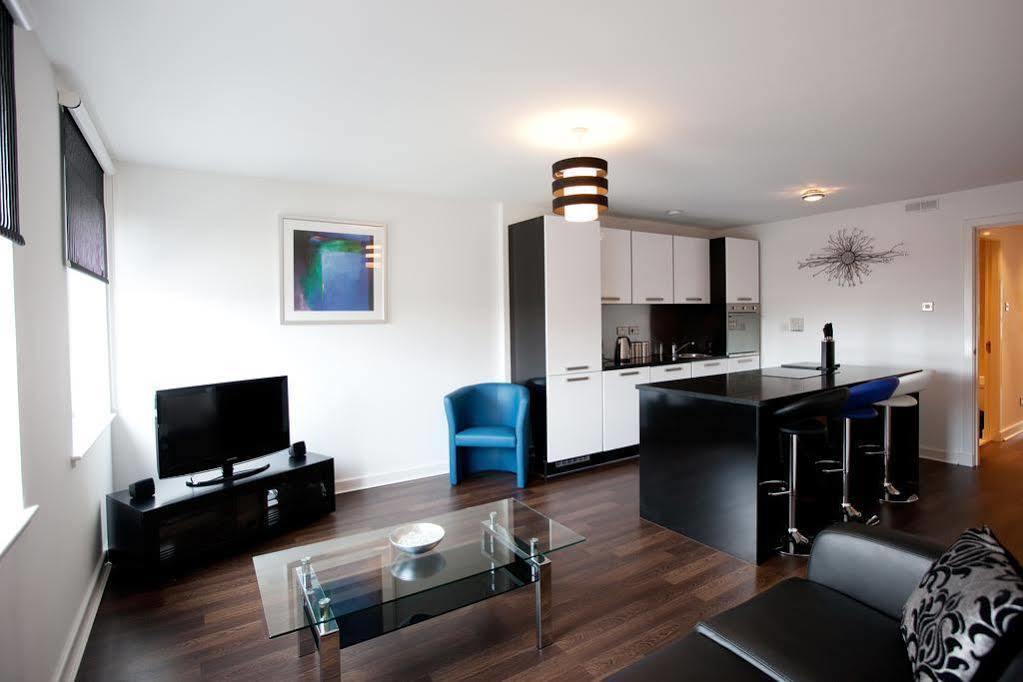 Apartment The Spires Serviced