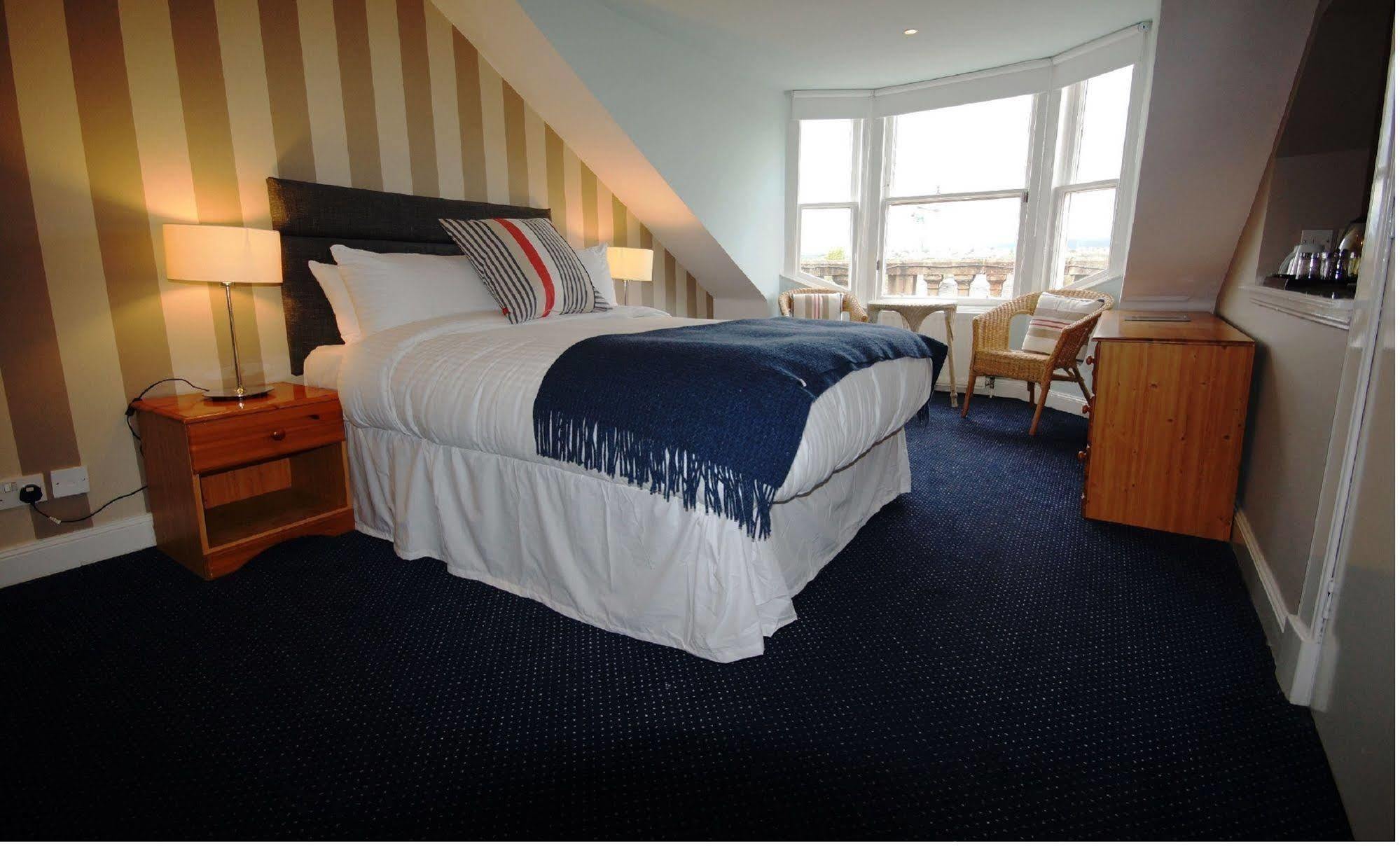 The Alfred 3* Glasgow