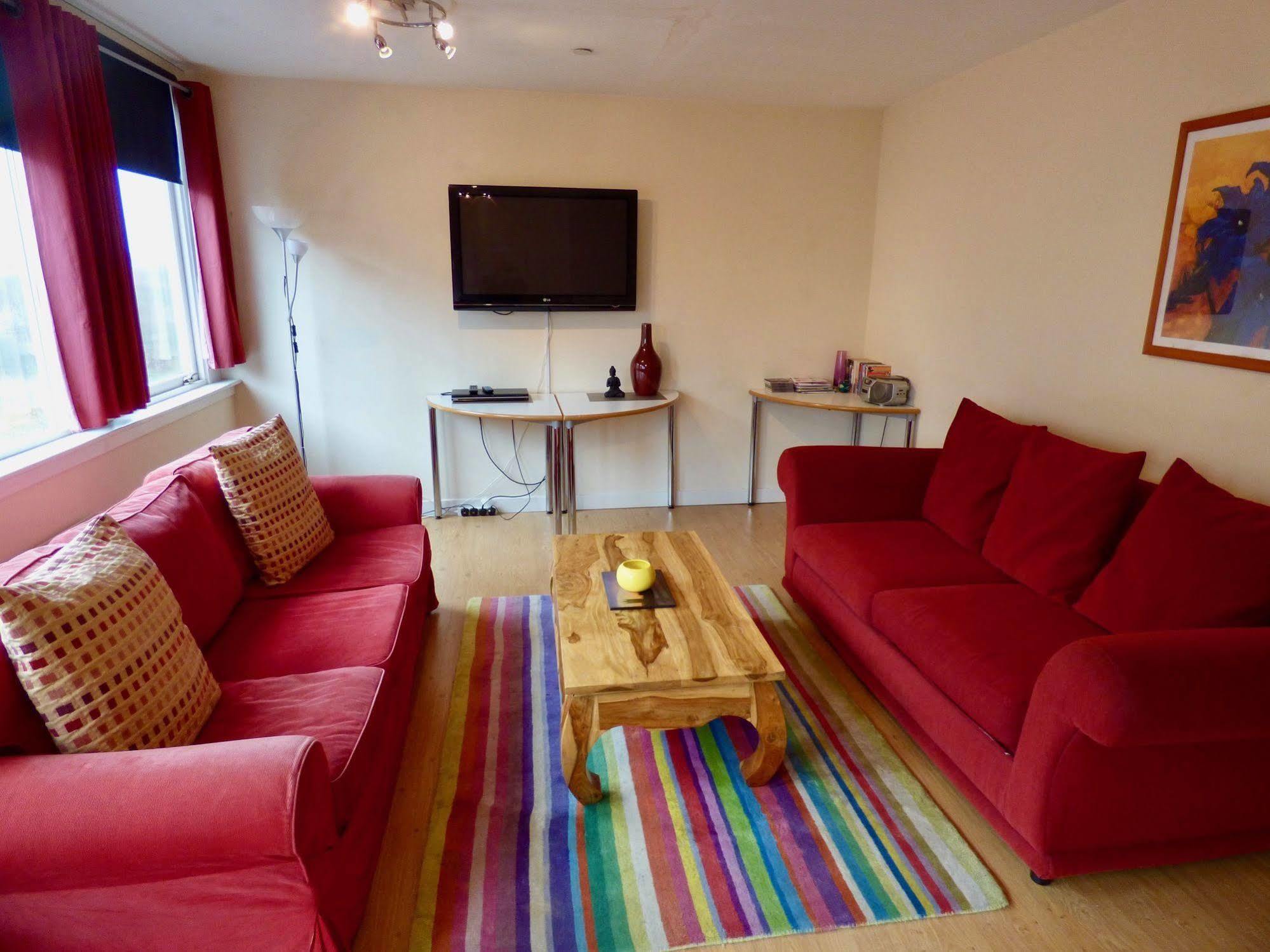 Westbridge Apartment