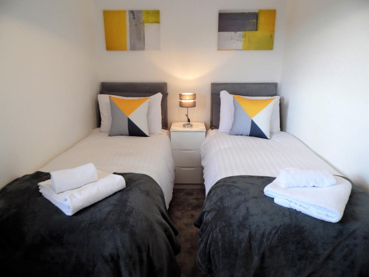 Apartment Signature - Redstone House - Newton Mearns *