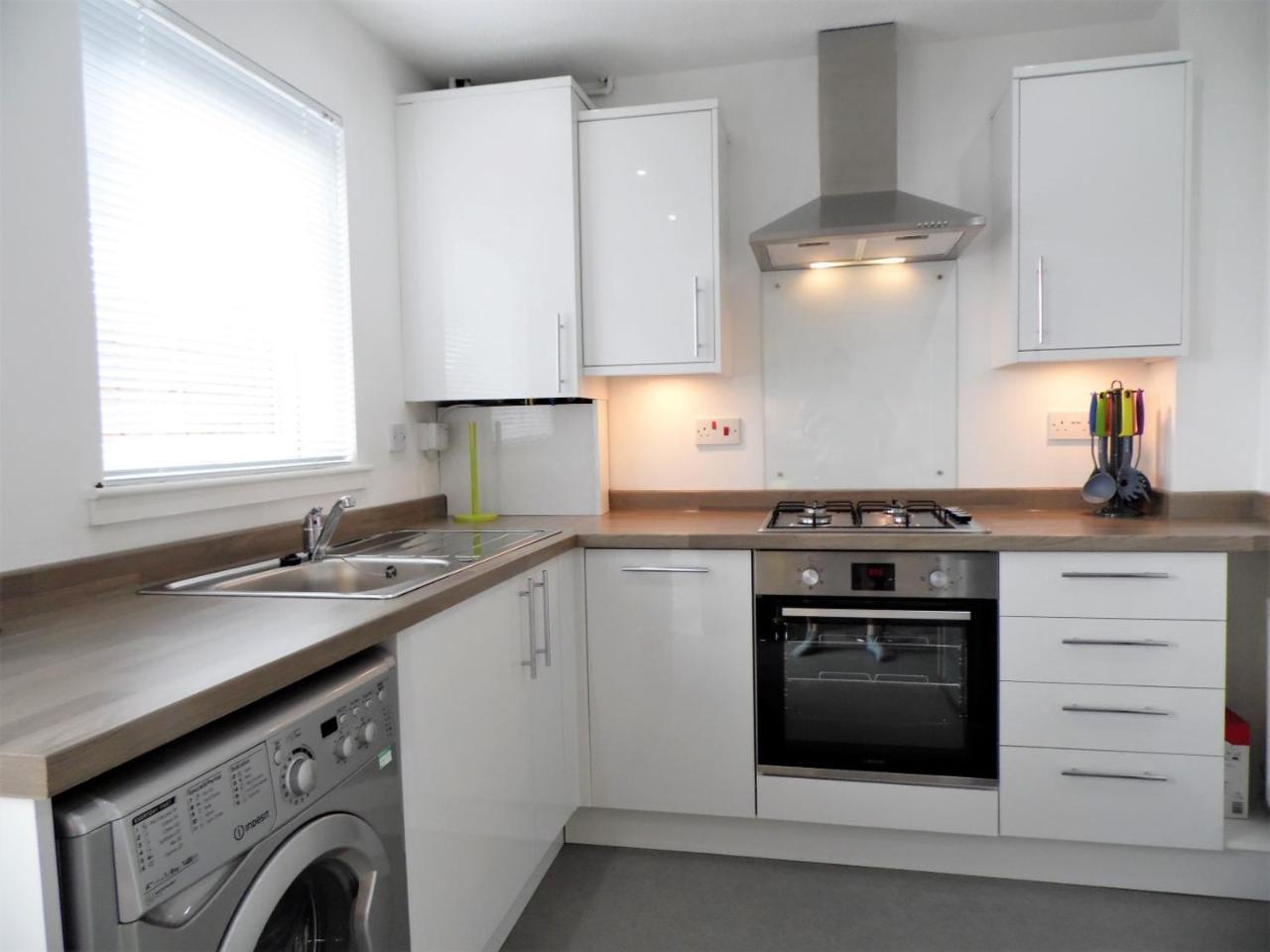 Signature - Redstone House - Newton Mearns * Glasgow