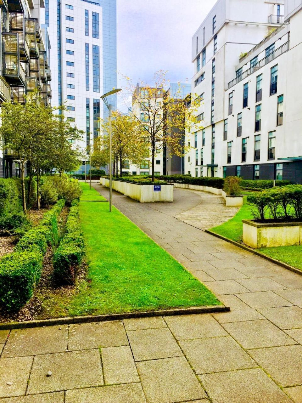 River Clyde West End - 2 Bedrooms Apartment