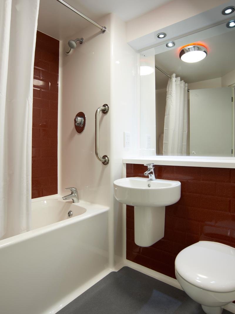 Hotel Travelodge Queen Street Glasgow