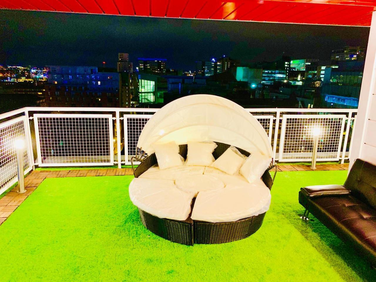 Central Station - The Penthouse - With Parking And Huge Terrace *