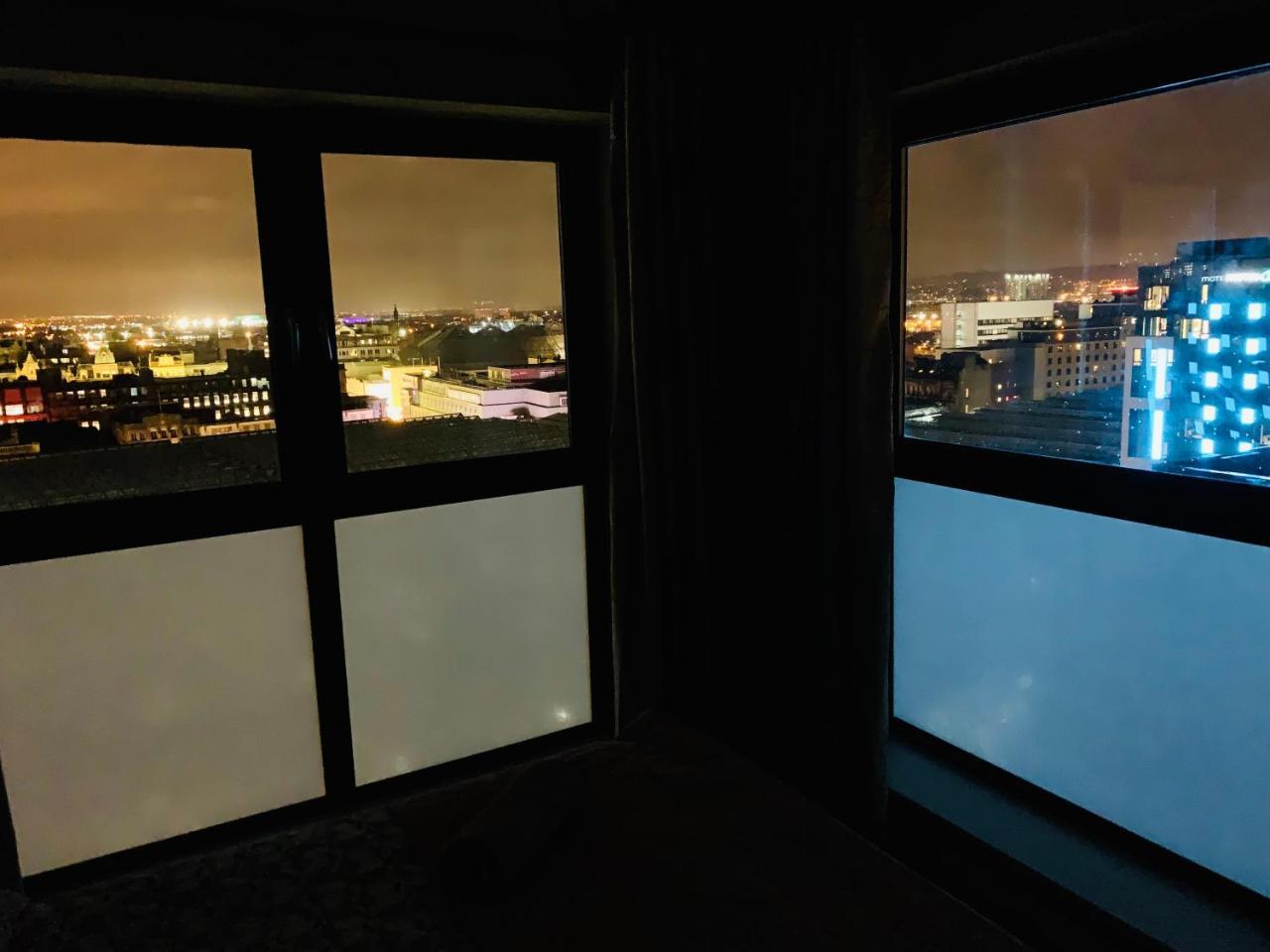 Central Station - The Penthouse - With Parking And Huge Terrace Apartment Glasgow