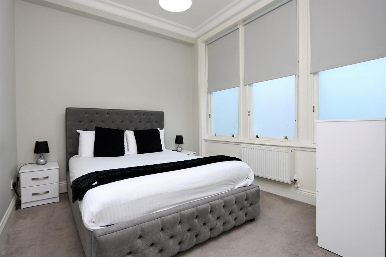 219 Saint Vincent Street * Glasgow