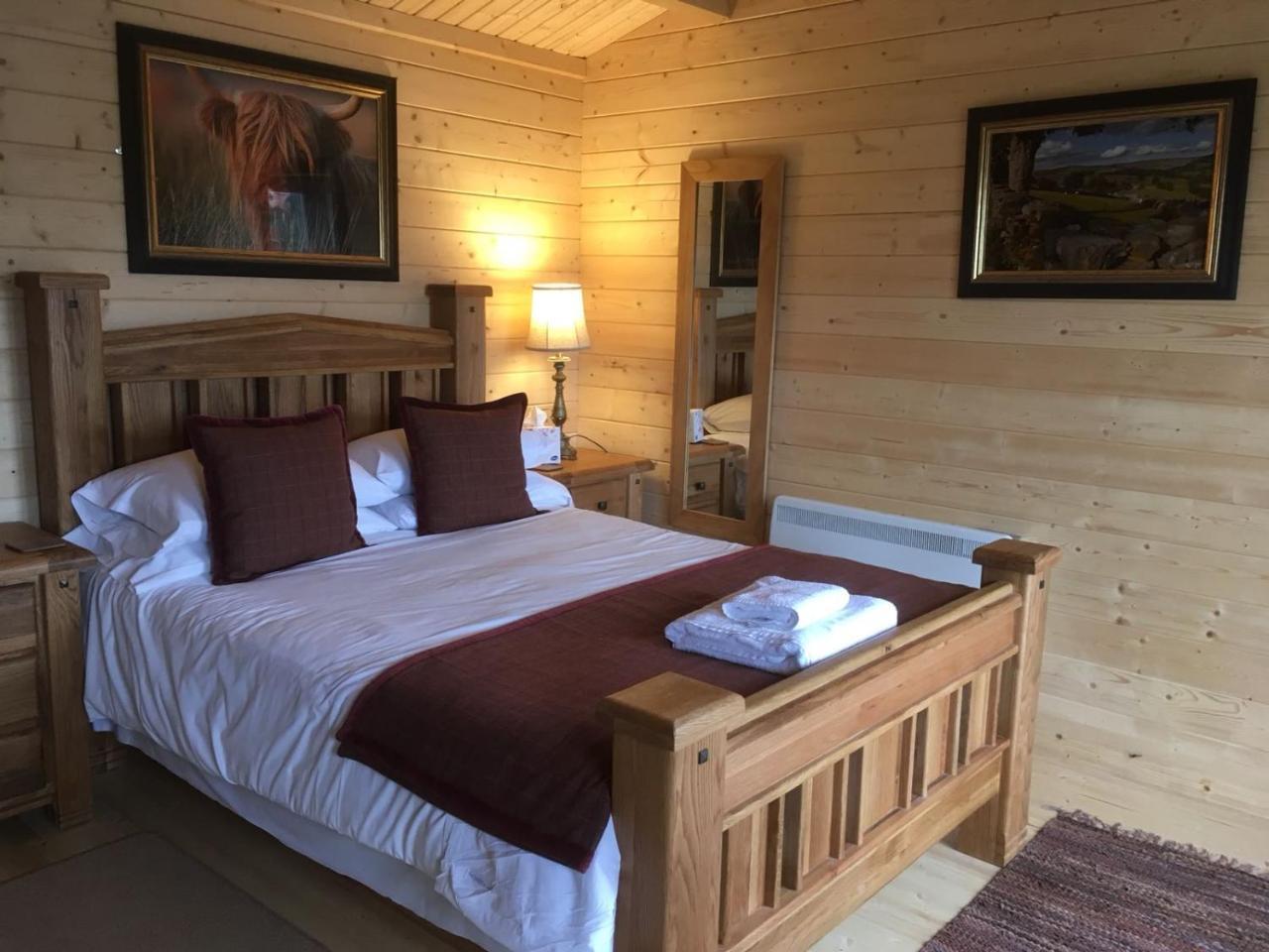 Auchenlea Lodge Glasgow