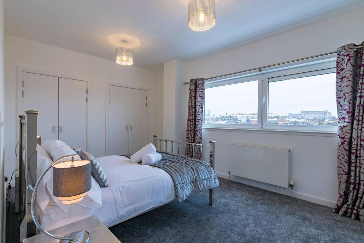 Apartment 2 Bedroom Luxury In West End