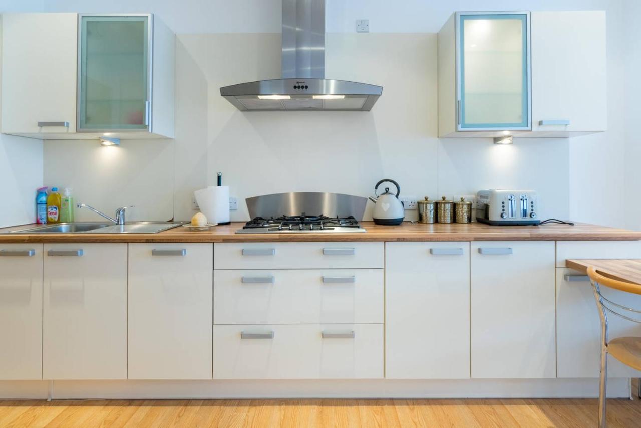 Apartment 2 Bedroom Luxury In West End *