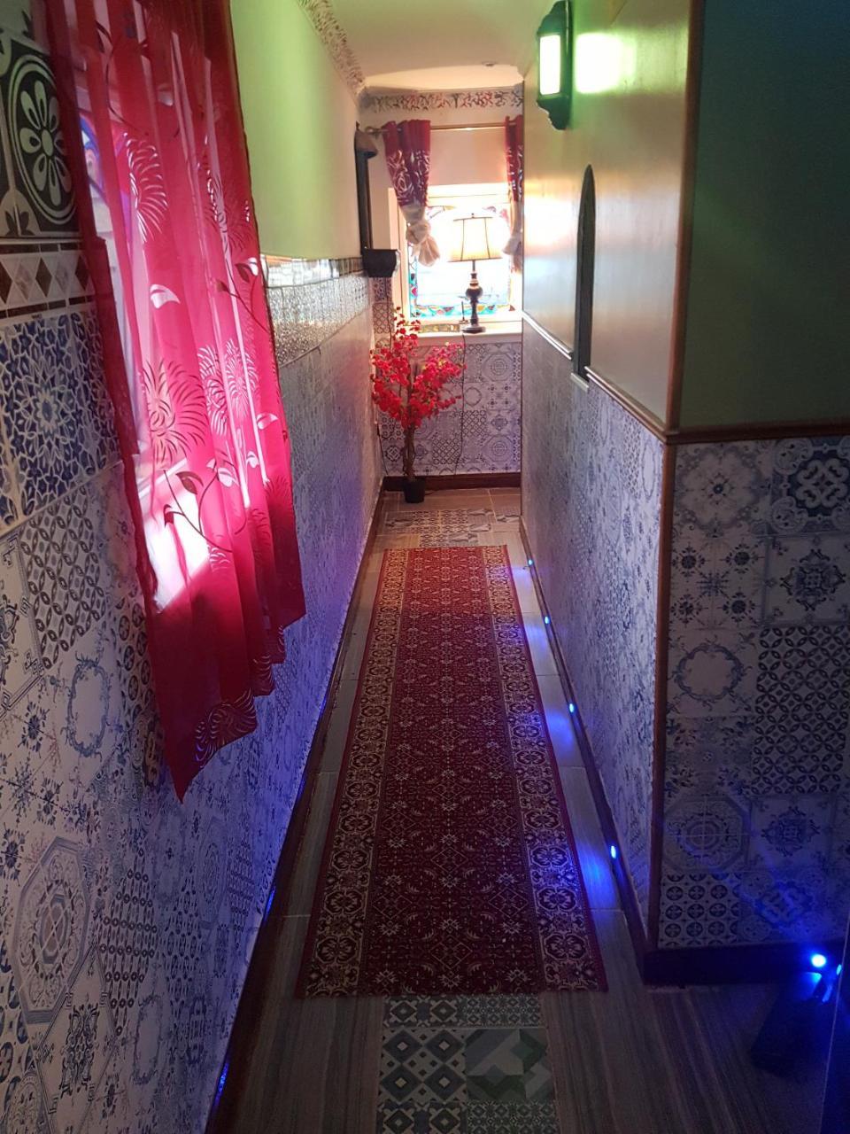 Alladin Nights Guest house Glasgow