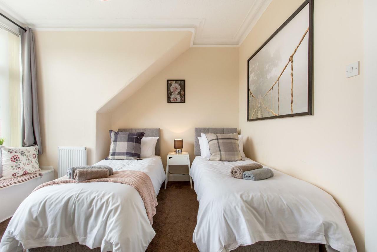 Lomond Serviced Apartments- Hydro House