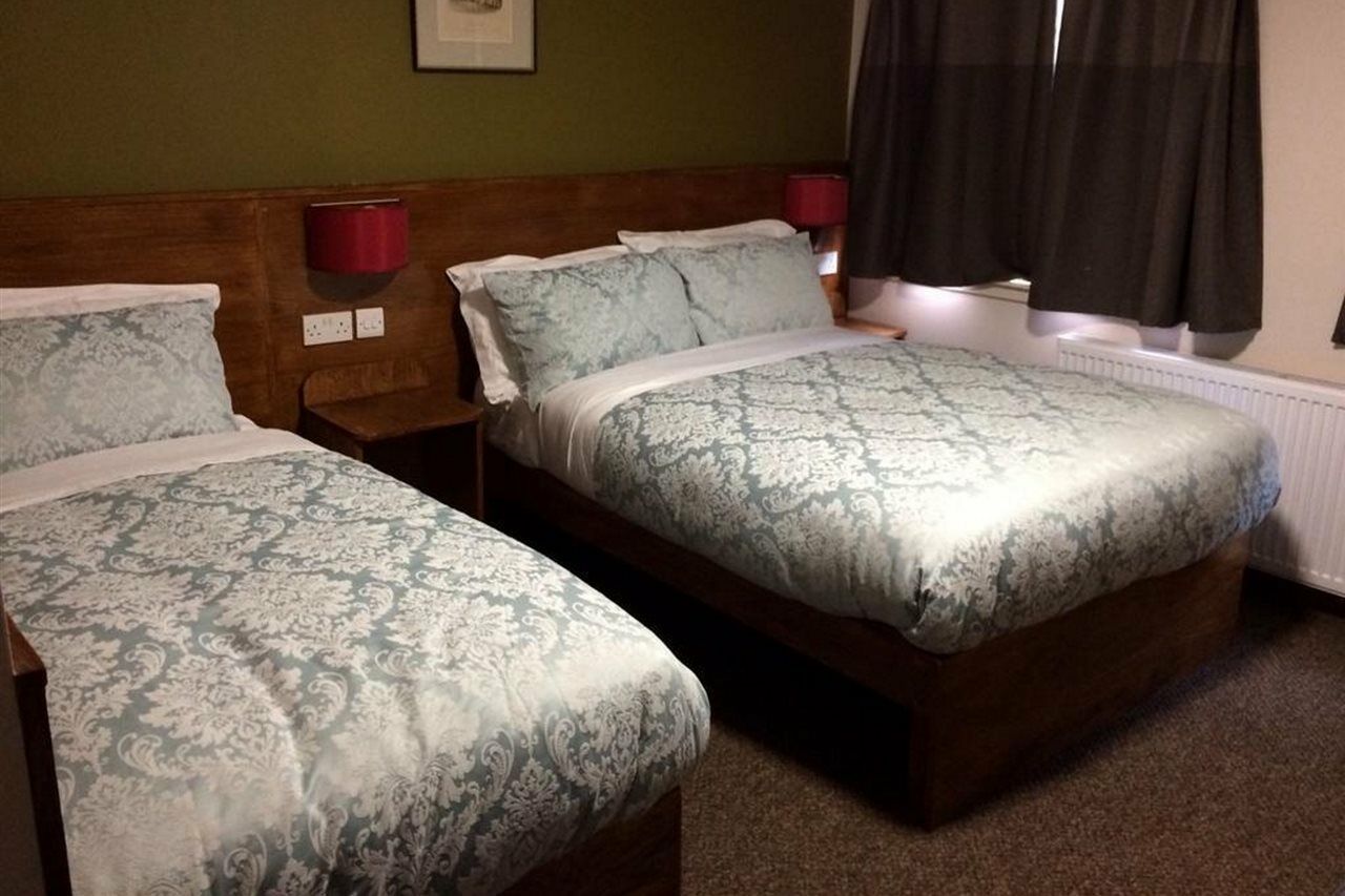 Crosshill House Hotel 4*