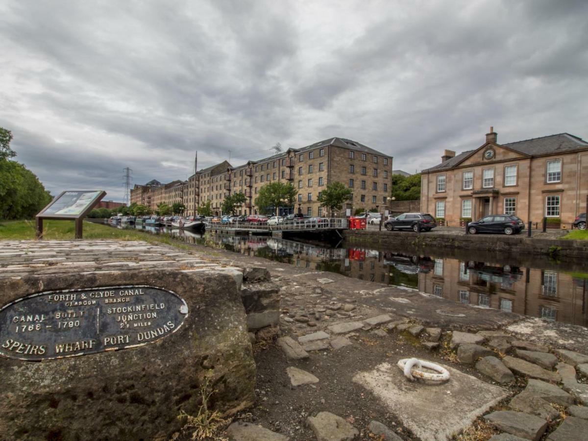 Luxury 2bd Penthouse Private Lift & Swimming Pool * Glasgow