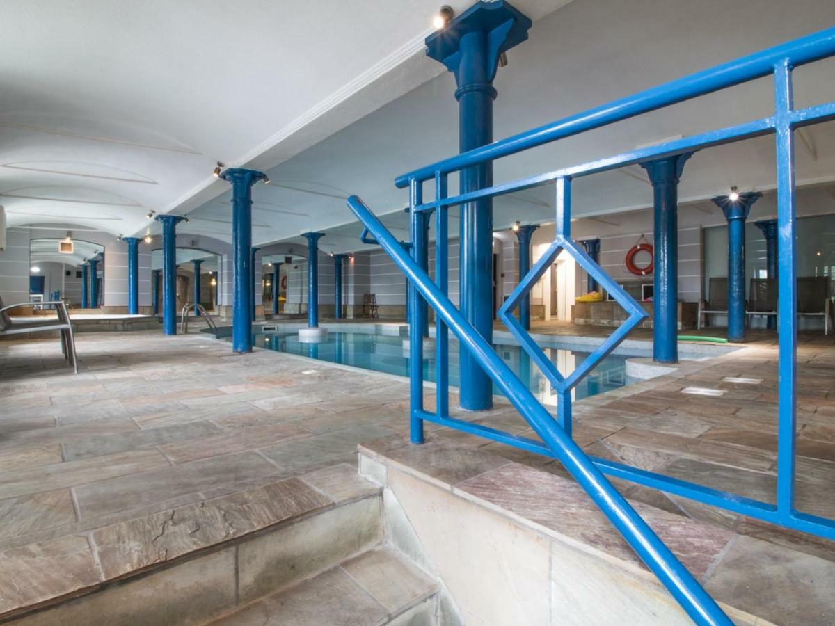 Apartment Luxury 2bd Penthouse Private Lift & Swimming Pool Glasgow