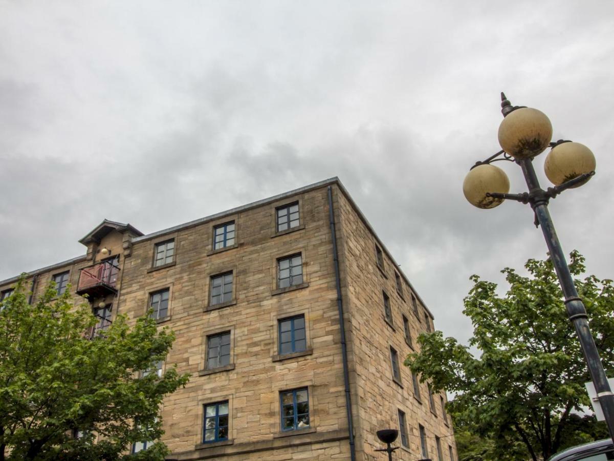 Luxury 2bd Penthouse Private Lift & Swimming Pool * Glasgow