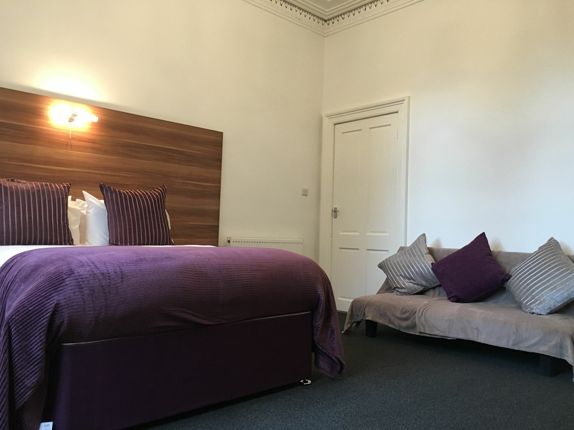 South Side Apartment Glasgow