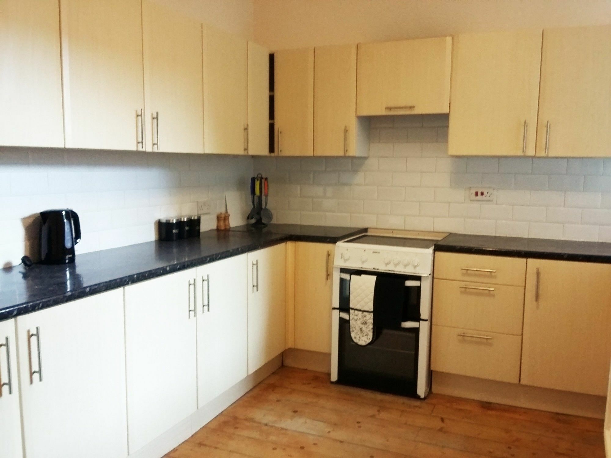 Apartment Large 3 Bed West End Glasgow