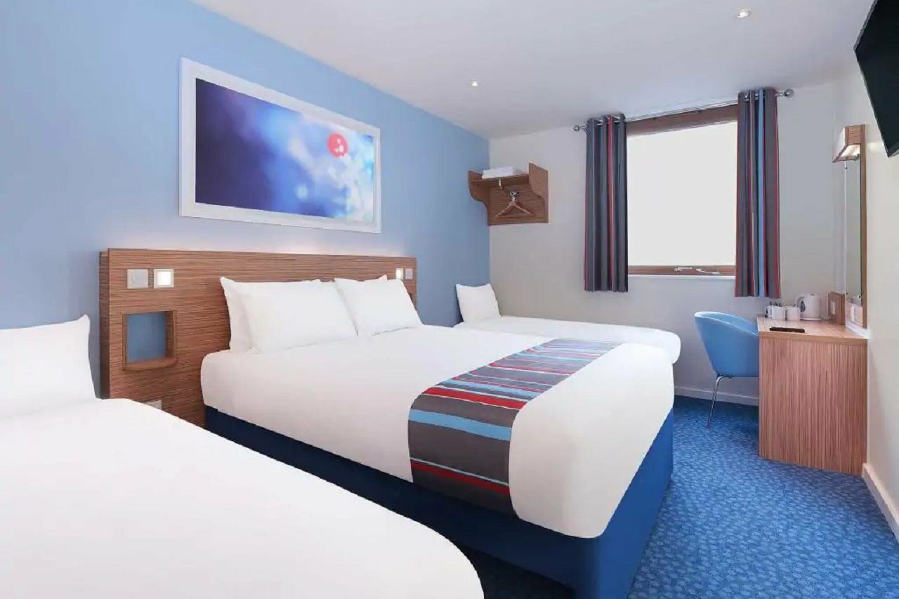 Travelodge Queen Street 3* Glasgow