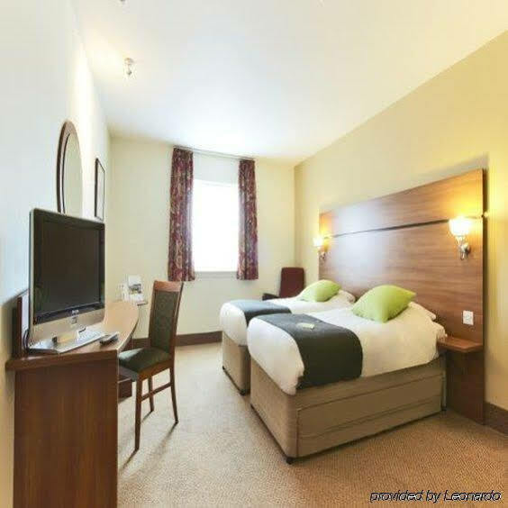 Premier Braehead Hotel