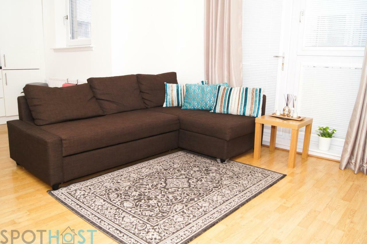 Apartment Barrland Court Glasgow