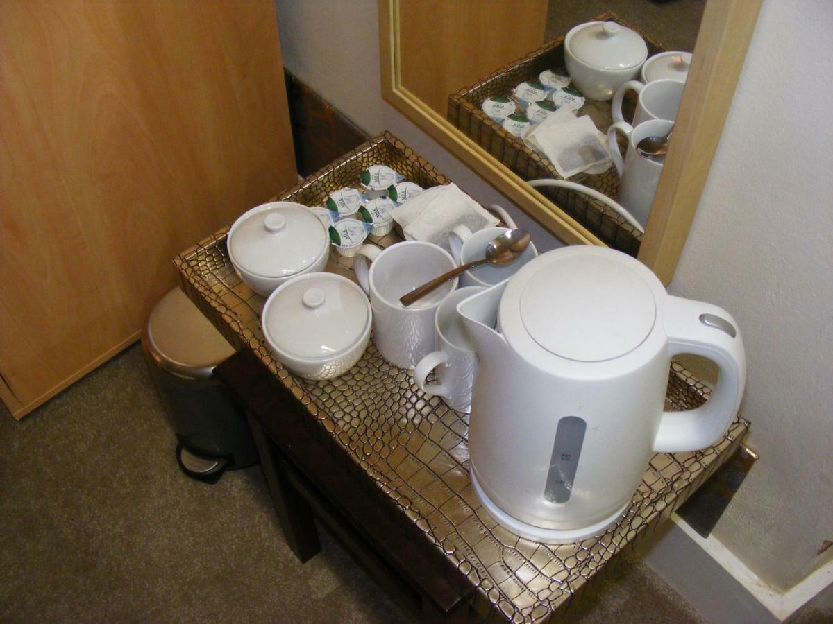 Bank Street Townhouse 3* Glasgow