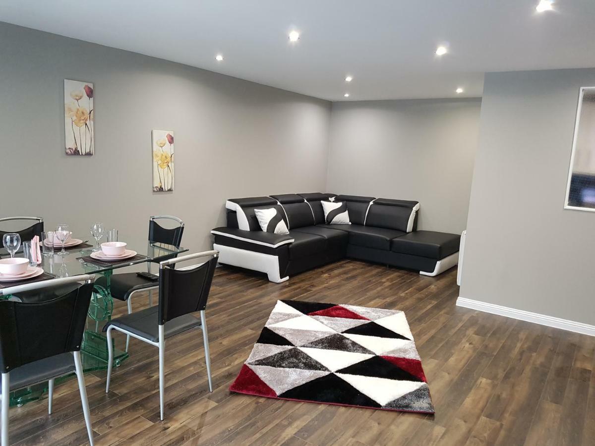 3 Bedroom Luxury * Glasgow