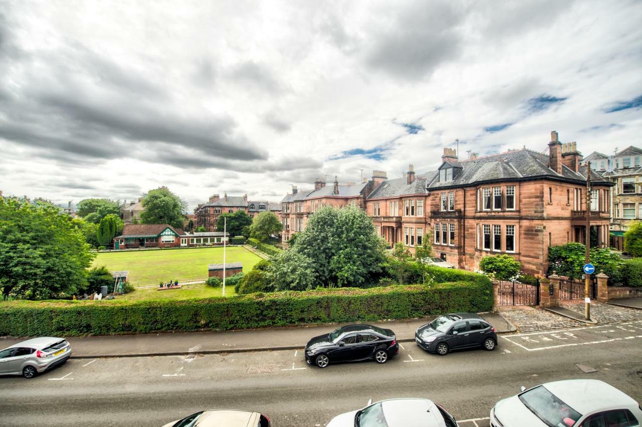 Apartment 32 Victoria Crescent Road Glasgow