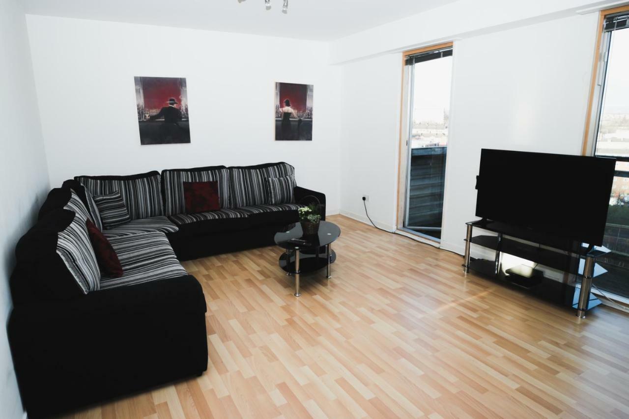 Harbour Apartment *