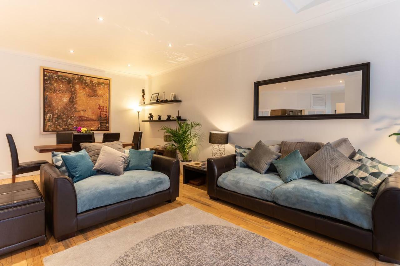 Charing Cross 3 - 4bed-historical - Townhouse In City Holiday home