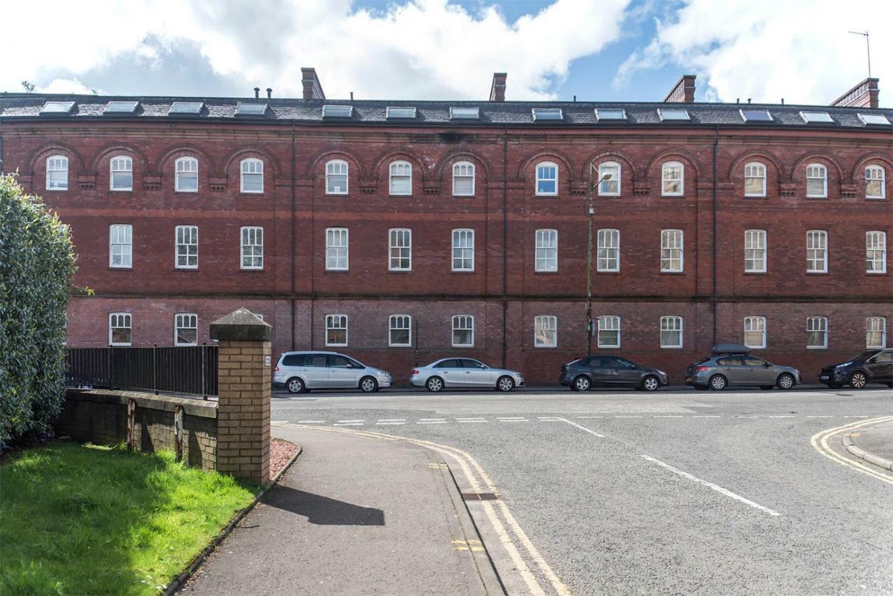 Fabulous Stylish Flat In Merchant & Free Secure Parking Apartment Glasgow