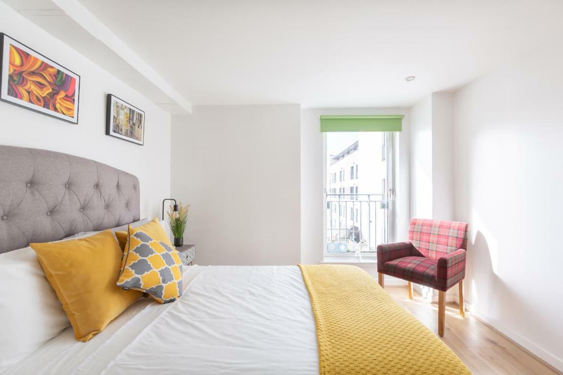 Cosy In Quiet City-centre With Car Park Apartment Glasgow