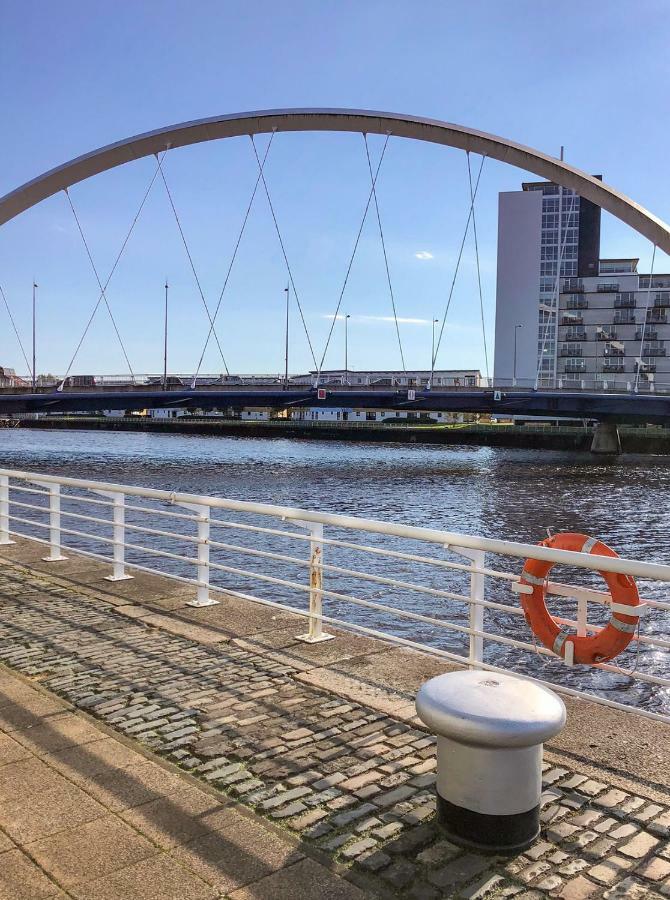 Apartment Sec/ Hydro Two Bed Flat With Free Parking And Great View Glasgow