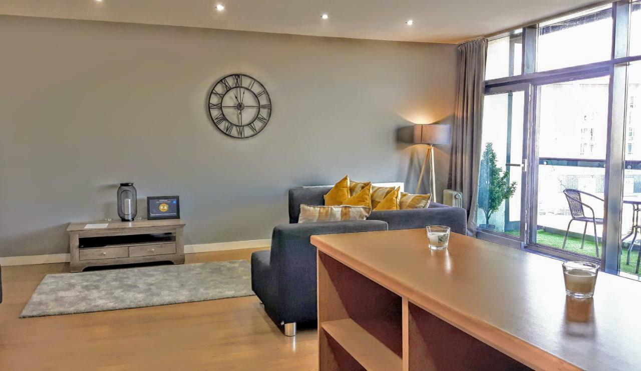Apartment Elegant Near Secc/hydro In Finnieston, *
