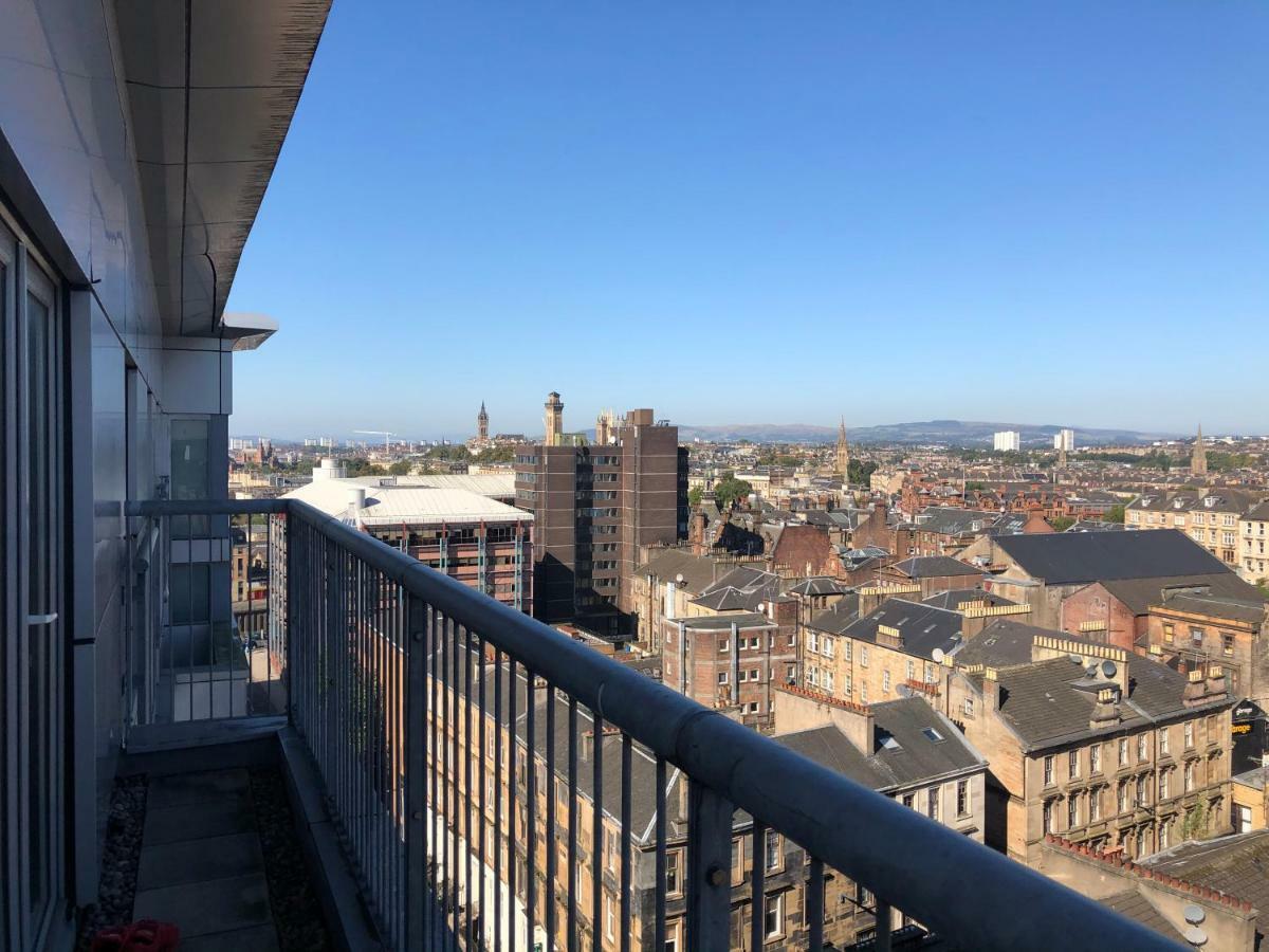 Penthouse 3 Bedroom Luxury - Centre Apartment