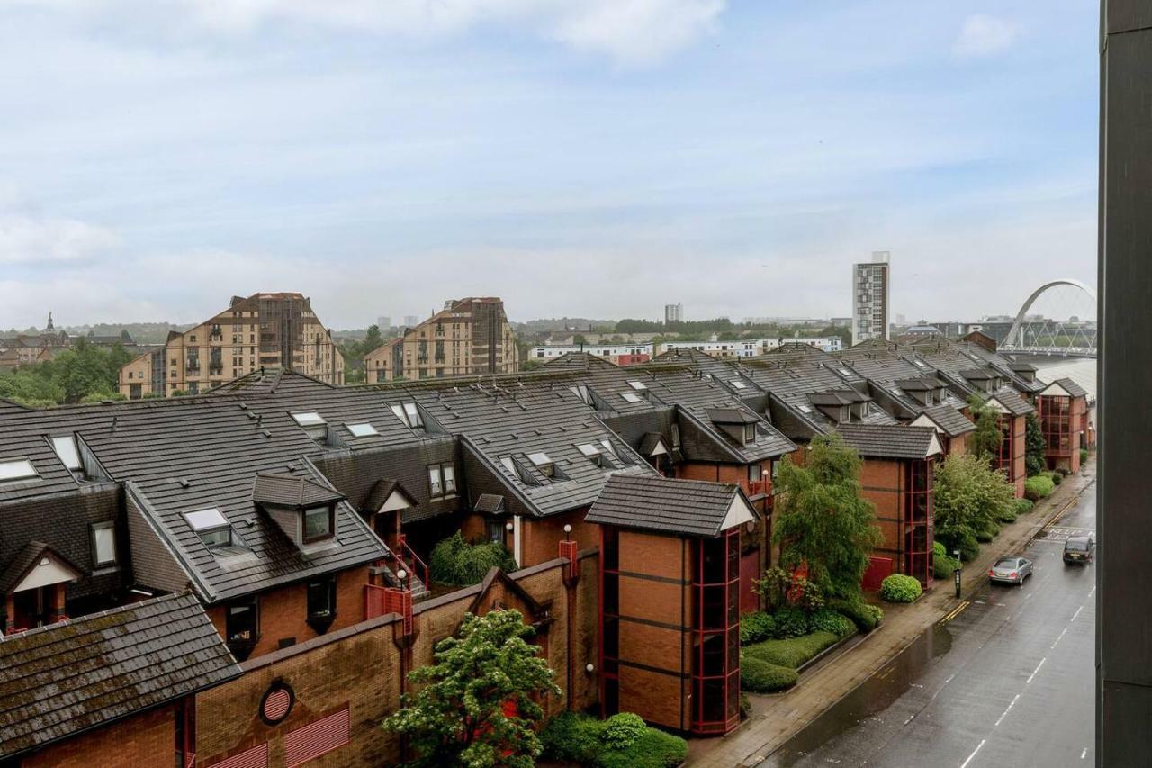 Modern Riverfront Apt. 10 Mins From Hydro/secc Apartment Glasgow