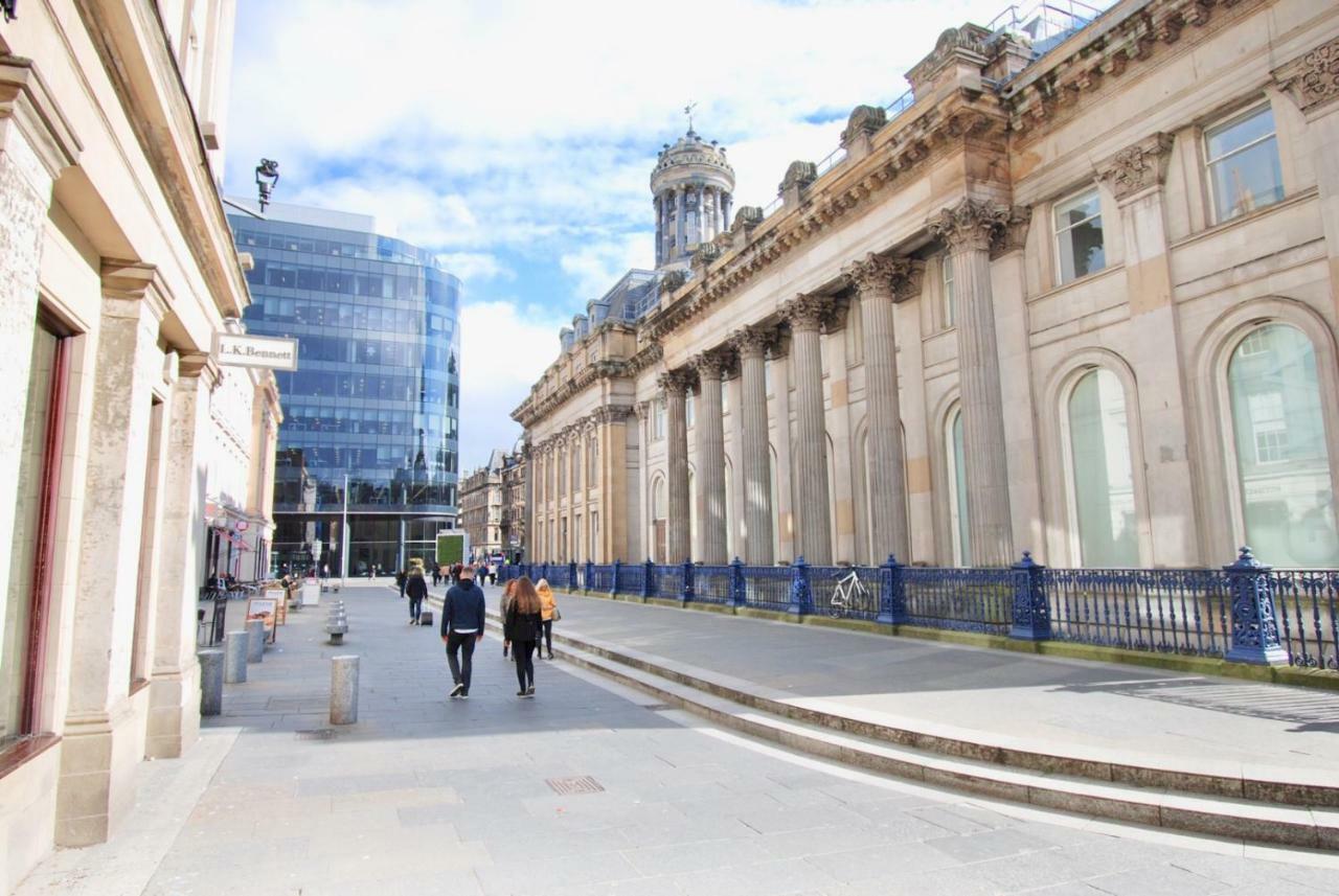 Merchant City Tower Apartment *