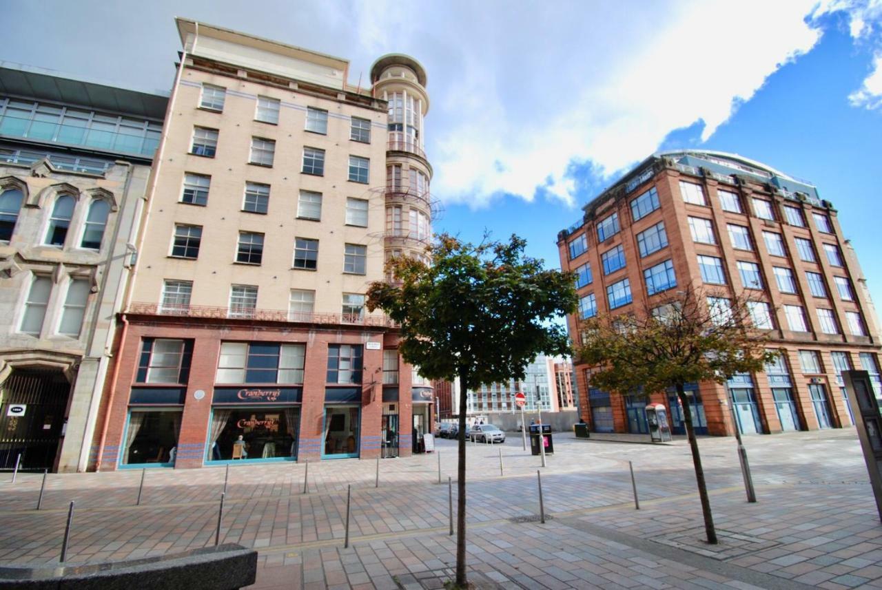 Merchant City Tower Apartment *