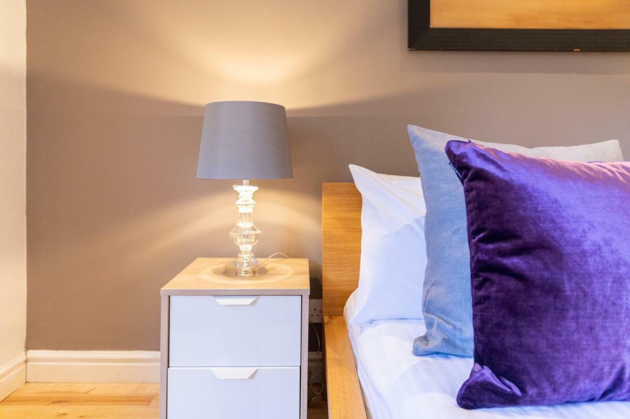 Charing Cross 3 - 4bed-historical - Townhouse In City