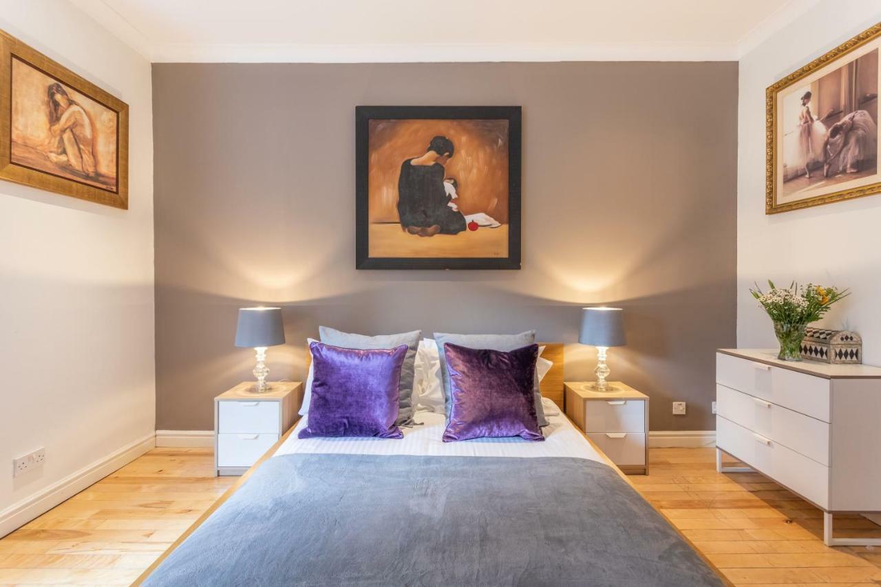 Charing Cross 3 - 4bed-historical - Townhouse In City Holiday home *