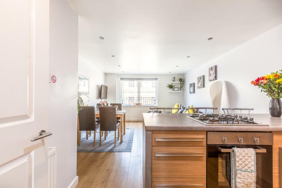 Apartment Cosy In Quiet City-centre With Car Park Glasgow