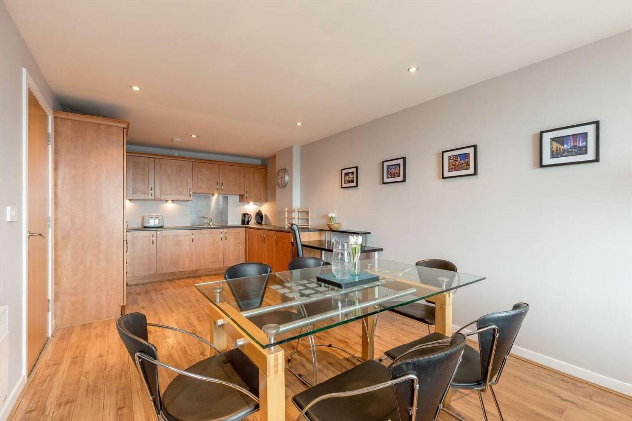 Modern Riverfront Apt. 10 Mins From Hydro/secc Apartment *