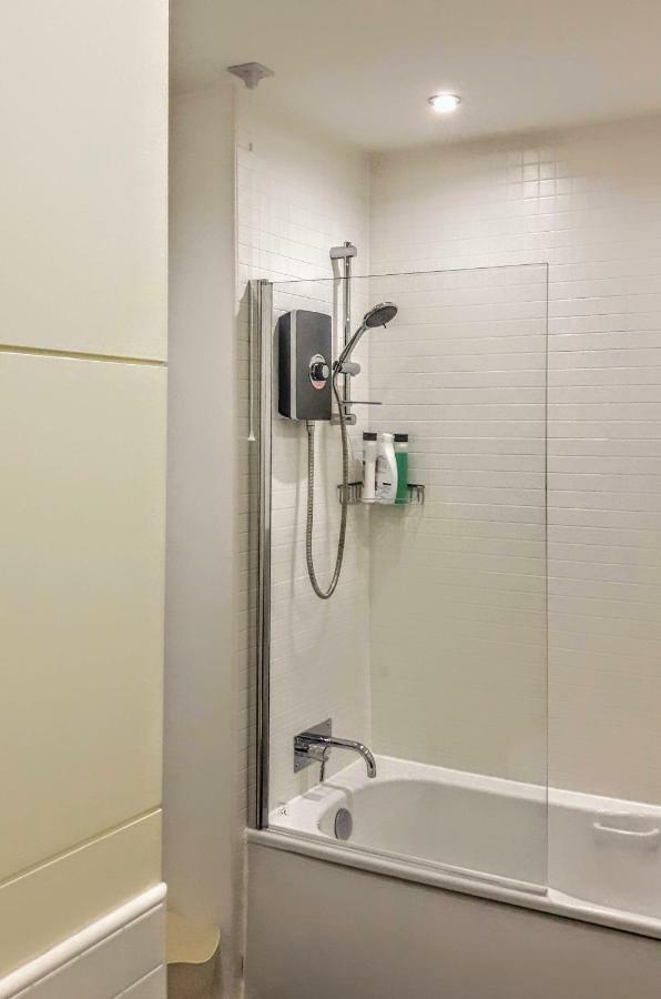 Apartment Elegant Near Secc/hydro In Finnieston, *