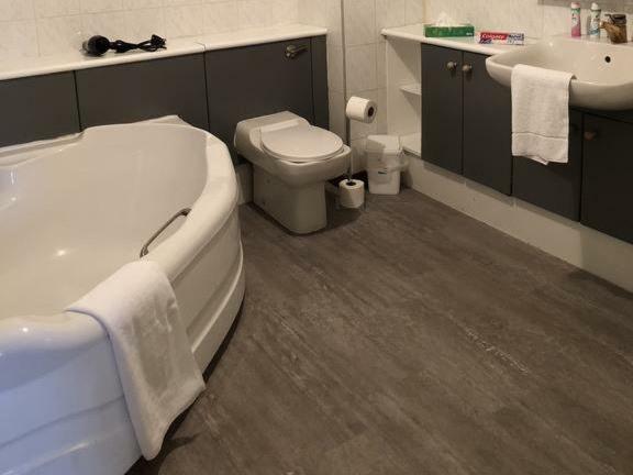 Lancefield Quay The River Front Apartment *