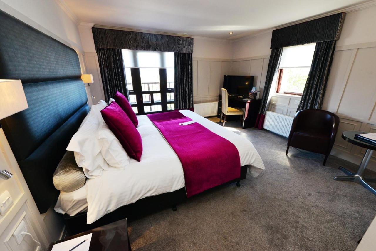 Glynhill & Near Airport