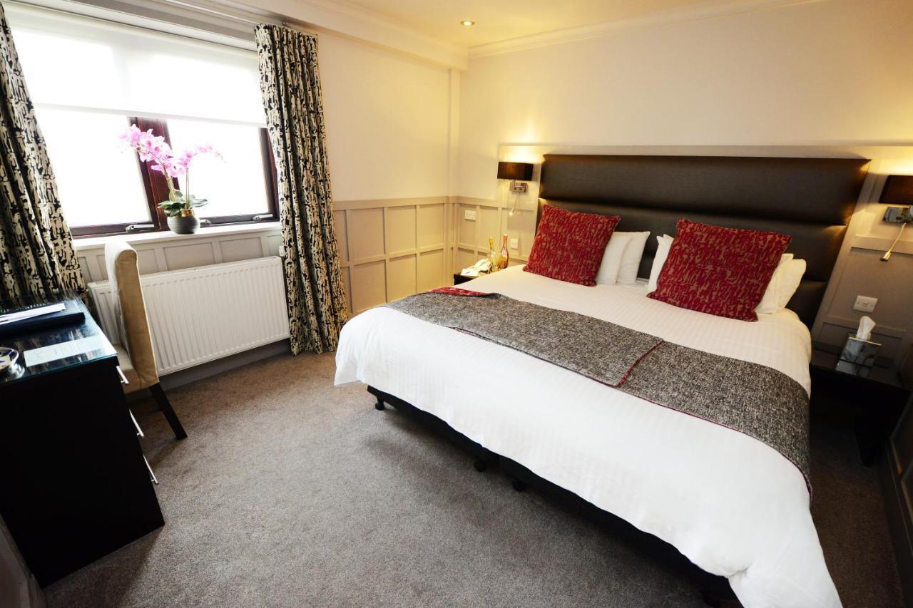 Hotel Glynhill & Near Airport 4*