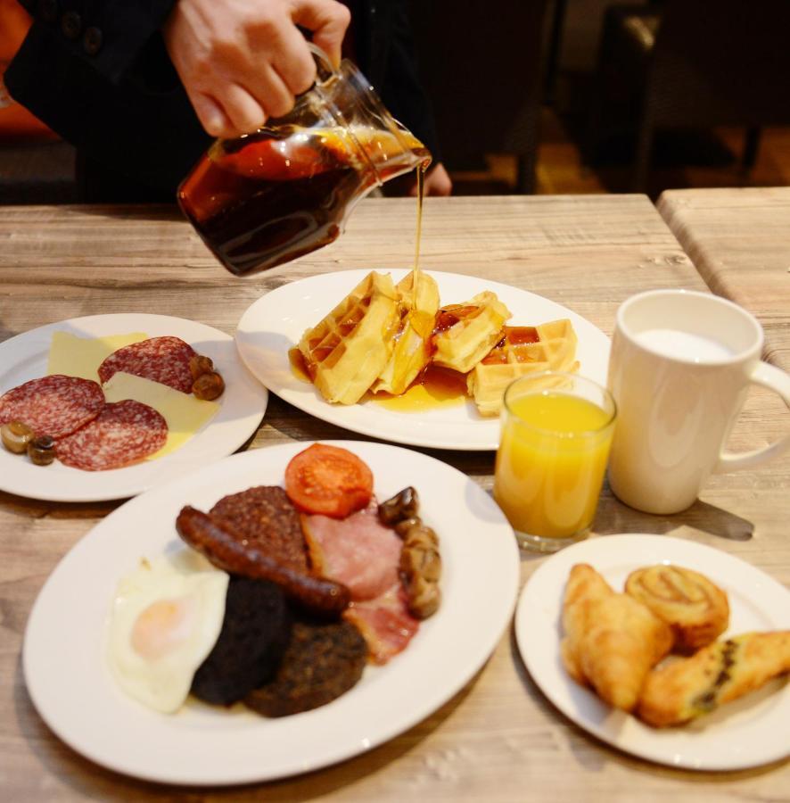 Glynhill & Near Airport Hotel 4*