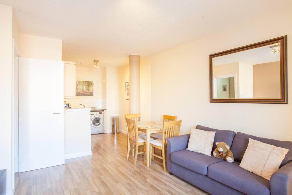 Stylish Merchant Flat Glasgow