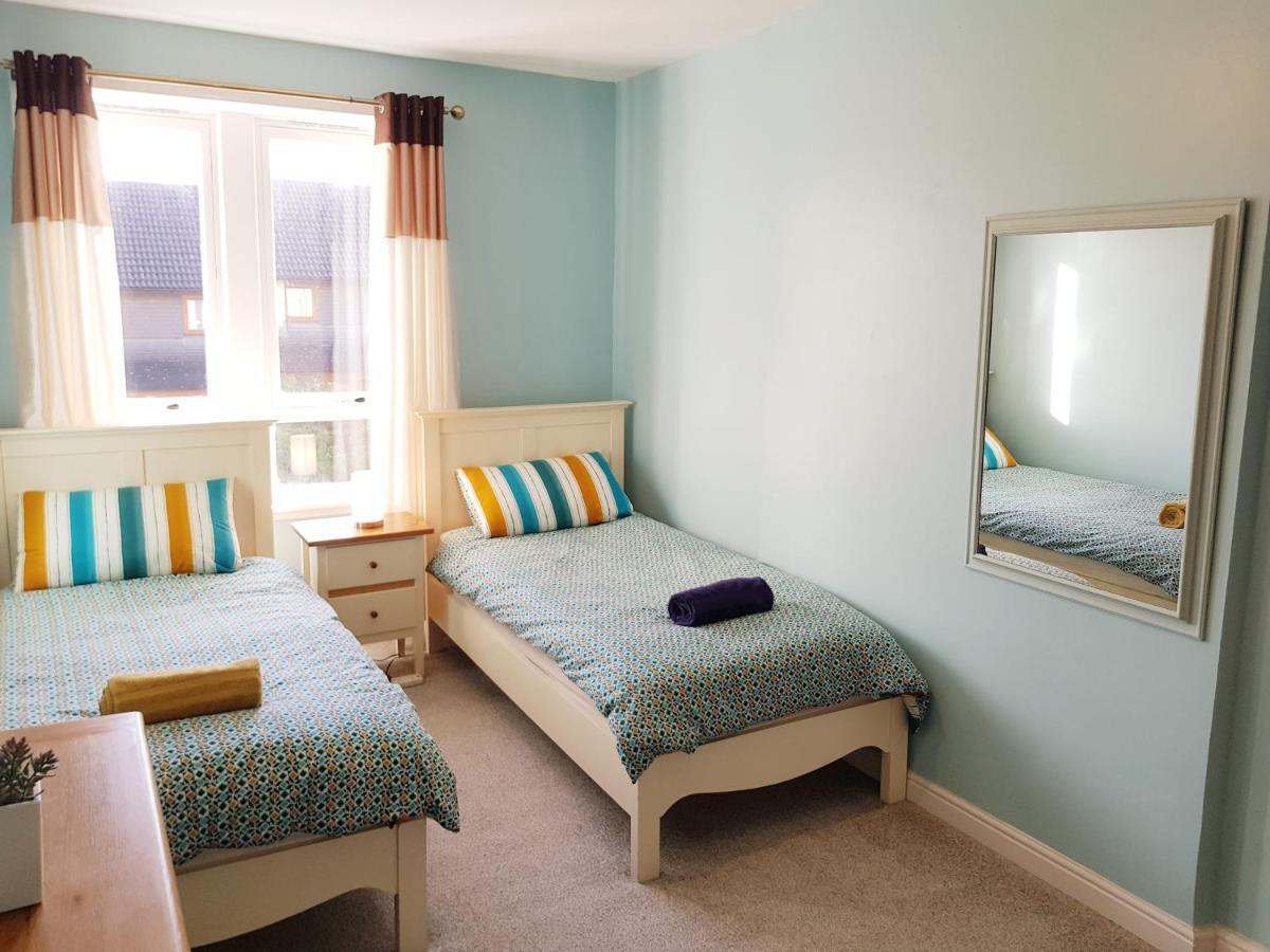 Three Bed In *